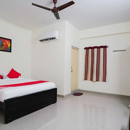 Hotel O Dsr Residency Near Nexus Hyderabad Kondapur  Ngoại thất bức ảnh