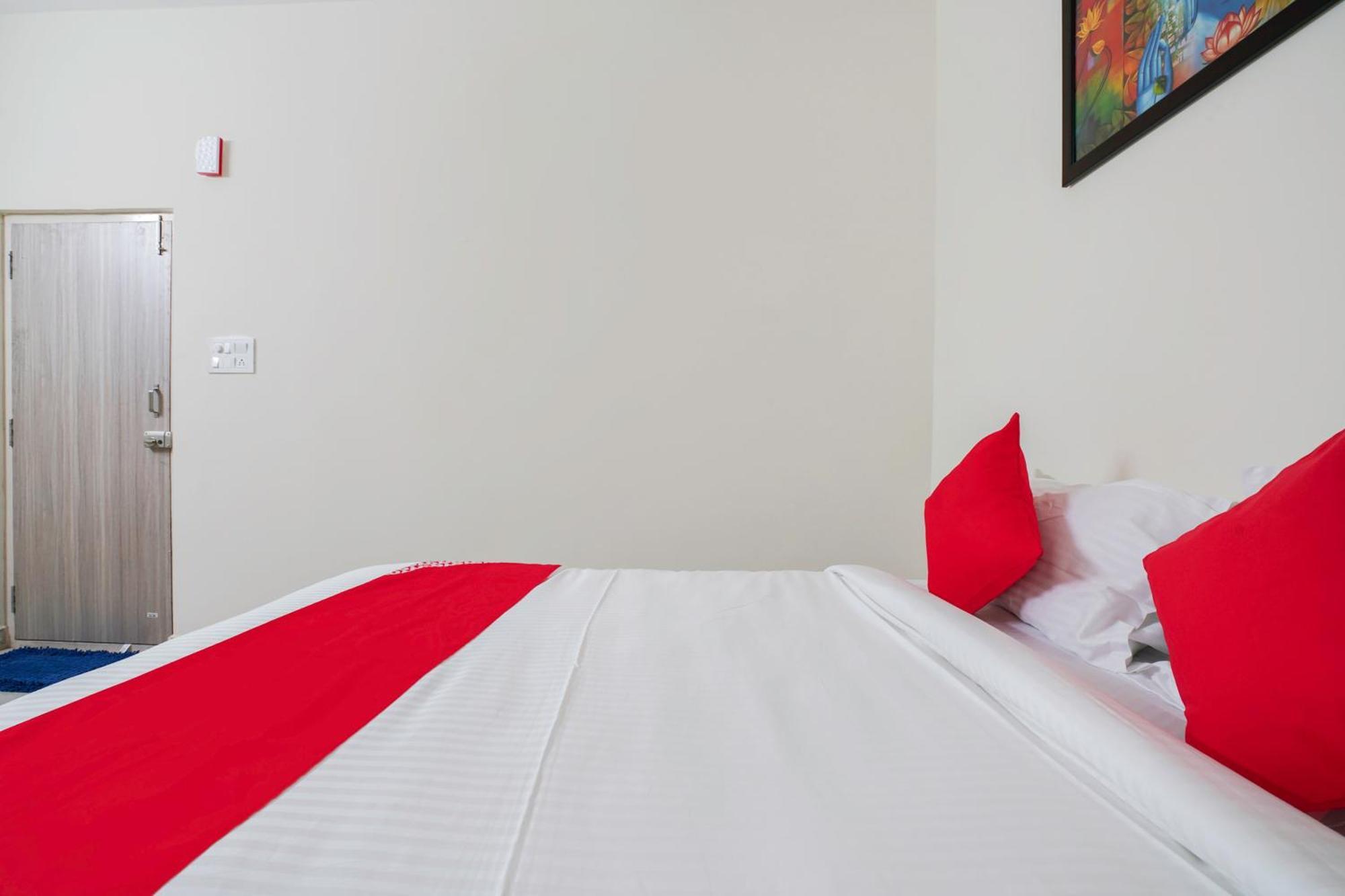 Hotel O Dsr Residency Near Nexus Hyderabad Kondapur  Ngoại thất bức ảnh